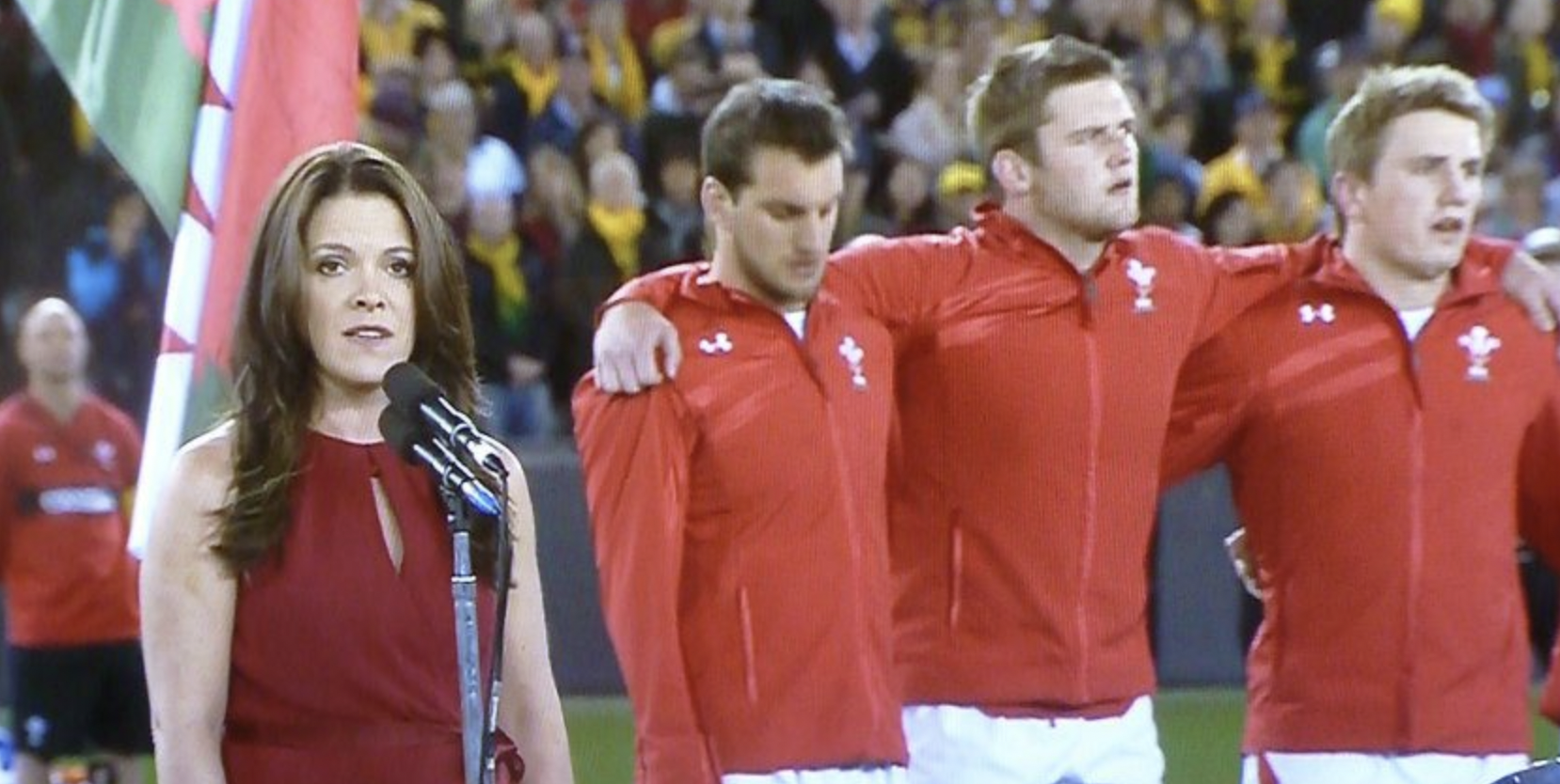 Meinir Singing Welsh National Anthem